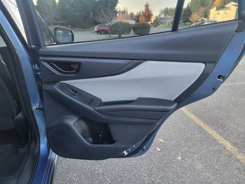 Used 2018 Subaru Crosstrek 2.0i image 17