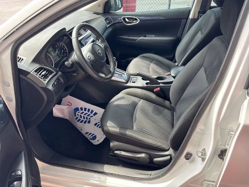Used 2017 Nissan Sentra SR Turbo FWD image 5
