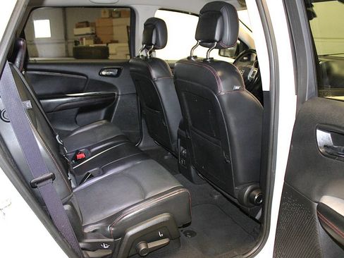 Used 2019 Dodge Journey GT AWD/4WD image 30