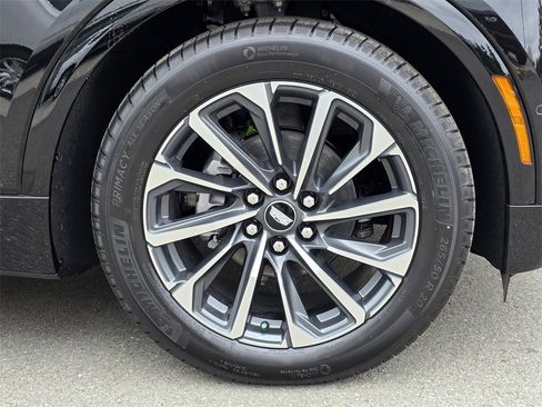 New 2026 Cadillac Lyriq Premium Sport image 9