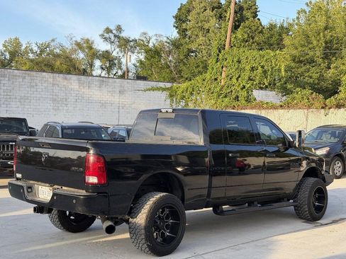 Used 2017 RAM 2500 Big Horn w/ Black Appearance Group AWD/4WD image 7