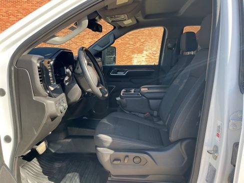 Used 2024 Chevrolet Silverado 3500 LT w/ Convenience Package AWD/4WD image 17