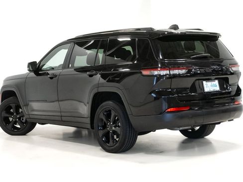 Certified 2023 Jeep Grand Cherokee L Altitude AWD/4WD image 28