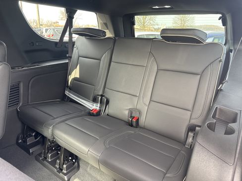 New 2026 GMC Yukon XL Elevation w/ Elevation Premium Package AWD/4WD image 13