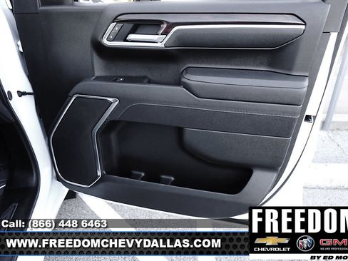 Used 2025 GMC Sierra 1500 SLT image 34