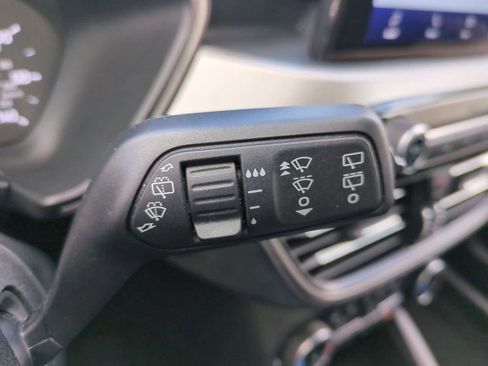 Certified 2022 Ford Escape SEL image 25