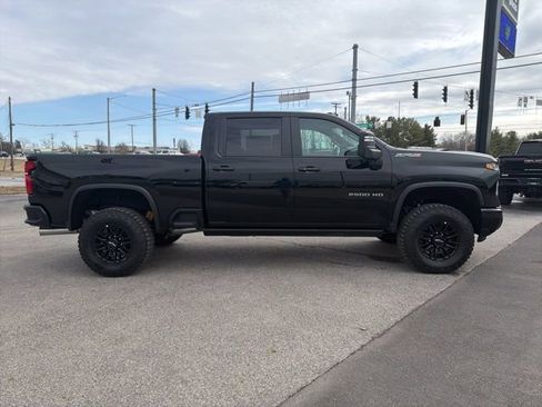 New 2026 Chevrolet Silverado 2500 ZR2 image 5