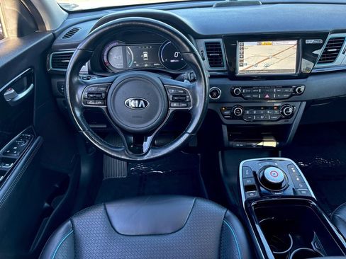Used 2019 Kia Niro EX Premium image 18