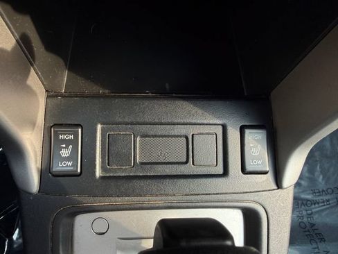 Used 2015 Subaru Forester 2.5i Premium w/ All-Weather Package AWD/4WD image 9