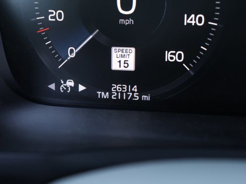 Used 2022 Volvo XC90 T6 Momentum w/ Advanced Package image 20