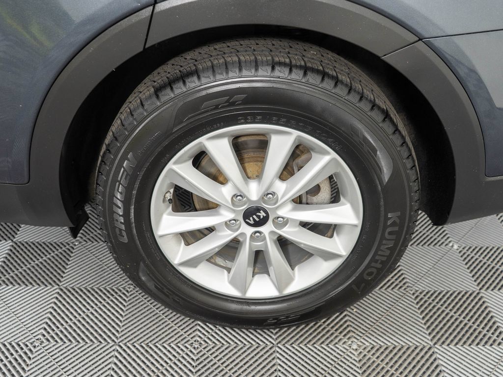 Used 2020 Kia Sorento AWD V6 image 25