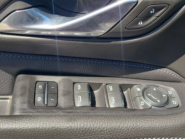 Used 2023 GMC Yukon Denali AWD/4WD image 20