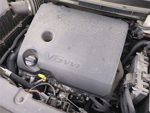 Used 2023 Chevrolet Traverse Premier w/ LPO, Floor Liner Package image 31