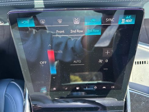 Used 2025 Cadillac Escalade IQ Luxury 2 w/ LPO, Premium Carpet Package AWD/4WD image 44