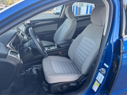 Used 2017 Ford Fusion S image 11