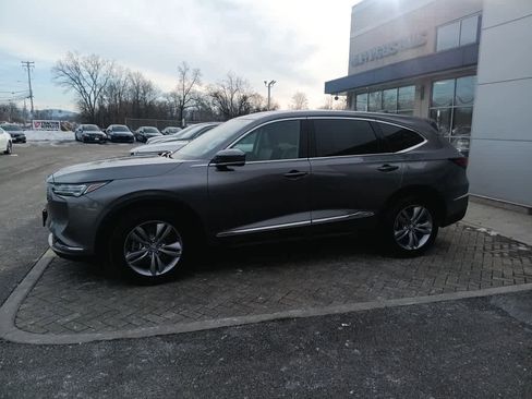 Used 2023 Acura MDX SH-AWD image 3