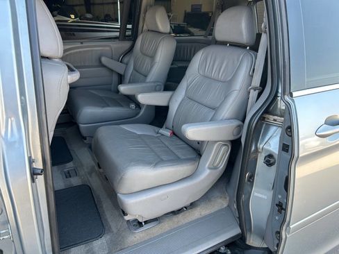 Used 2010 Honda Odyssey EX-L image 29