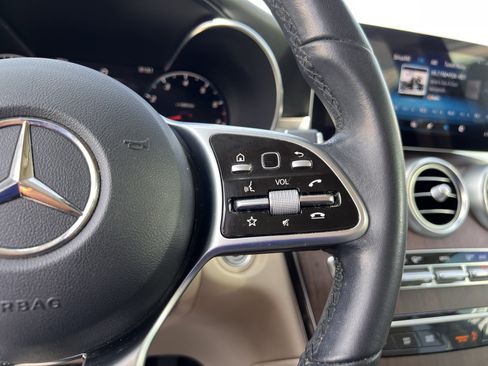 Used 2022 Mercedes-Benz GLC 300 image 20