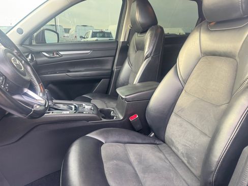 Used 2019 MAZDA CX-5 Touring image 12