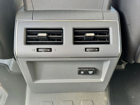 New 2025 INEOS Grenadier AWD/4WD image 18