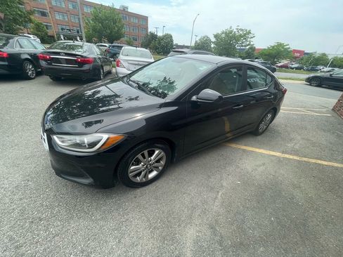 Used 2018 Hyundai Elantra SEL FWD image 7