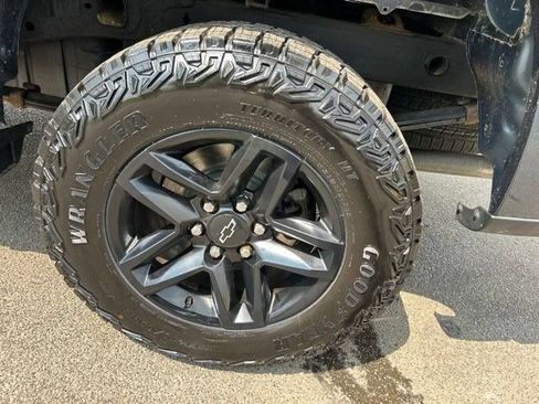 Used 2020 Chevrolet Silverado 1500 Custom Trail Boss w/ Custom Convenience Package AWD/4WD image 49