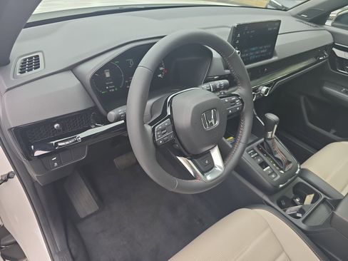 Used 2024 Honda CR-V Sport Touring image 16