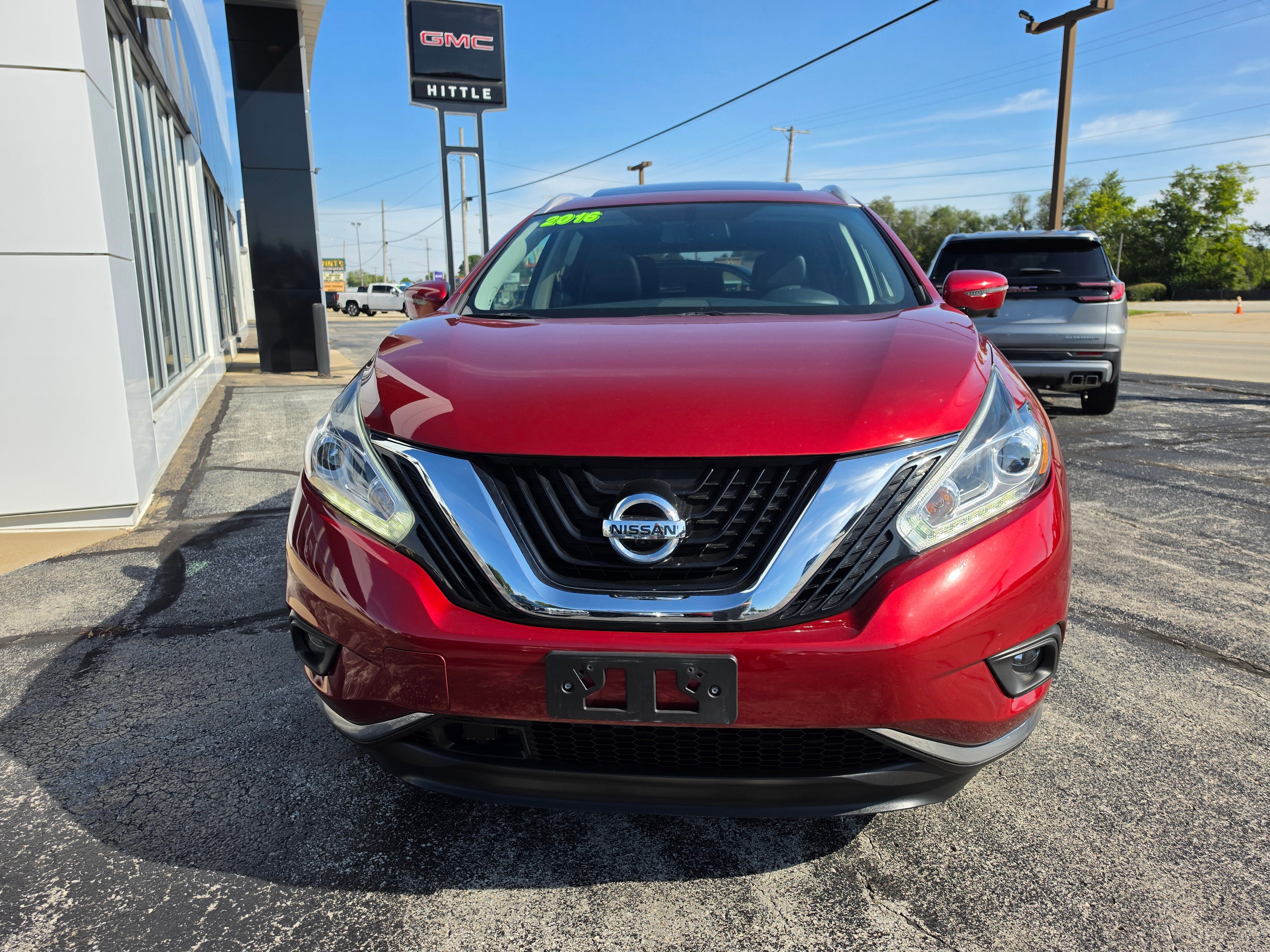Used 2016 Nissan Murano Platinum w/ Platinum Technology Package AWD/4WD image 2