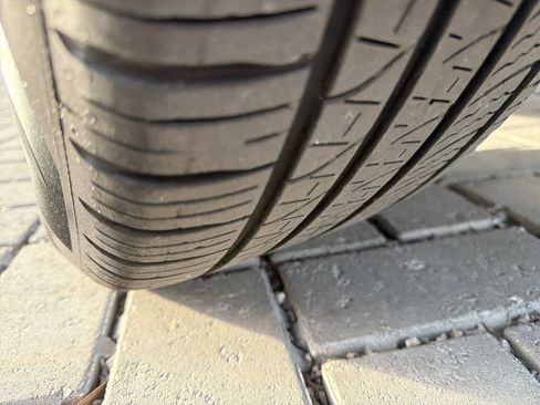 Certified 2025 Volvo XC60 B5 Plus image 3