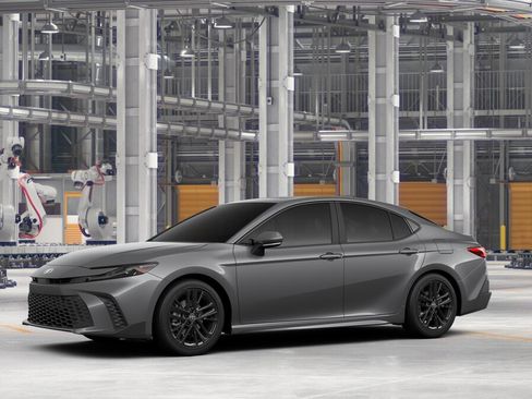 New 2026 Toyota Camry SE AWD/4WD image 2