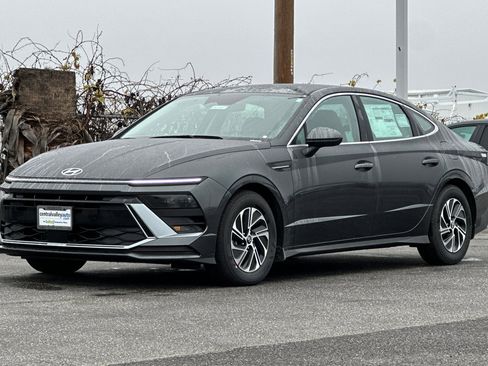 New 2026 Hyundai Sonata Blue image 8