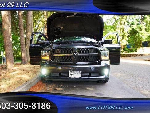 Used 2015 RAM 1500 Sport w/ Black Ram 1500 Sport Group RWD image 28
