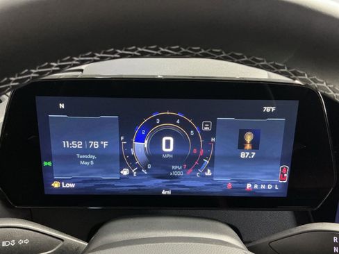 New 2026 Chevrolet Traverse LT w/ Sun and Wheel Package FWD image 18