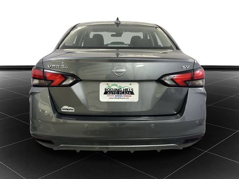 Used 2024 Nissan Versa SV w/ Trunk Package image 4