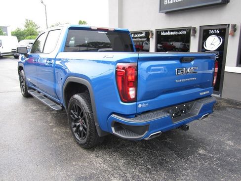 Used 2024 GMC Sierra 1500 Elevation AWD/4WD image 3