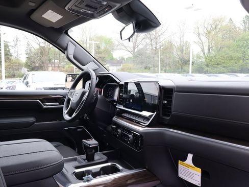 New 2026 Chevrolet Silverado 1500 LT Trail Boss w/ Convenience Package II AWD/4WD image 40