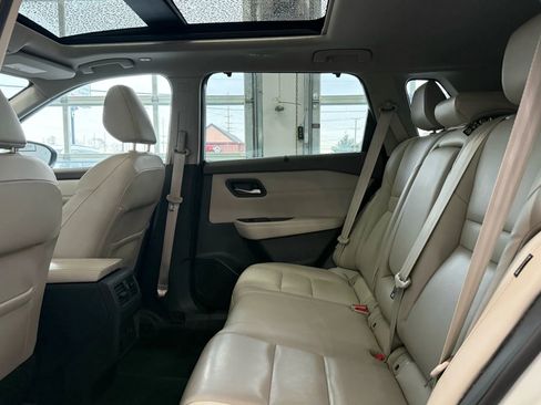 Used 2022 Nissan Rogue SL w/ SL Premium Package FWD image 27