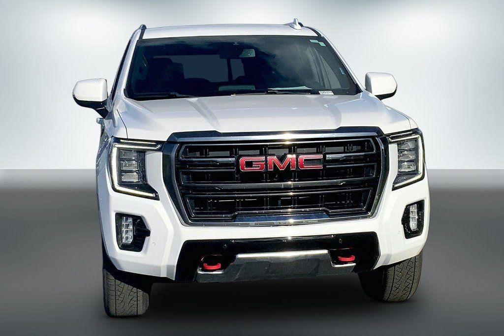 Used 2021 GMC Yukon AT4 w/ Rear Media and Nav Package AWD/4WD image 7
