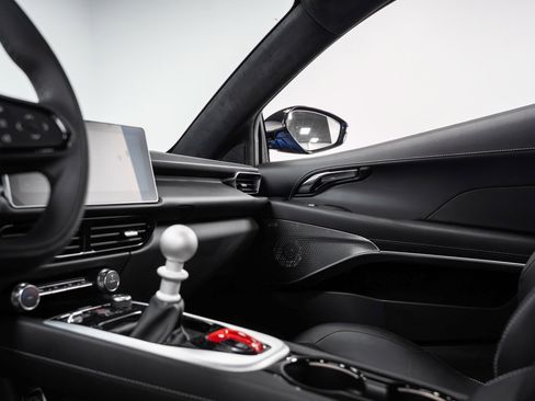 New 2025 Lotus Emira image 27