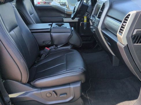 Used 2021 Ford F250 Lariat image 43