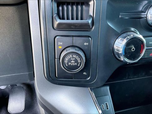 New 2025 Ford F150 XLT w/ Equipment Group 302A MID image 19