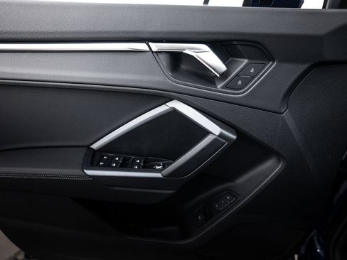 Certified 2025 Audi Q3 2.0T Premium w/ Convenience Package image 13