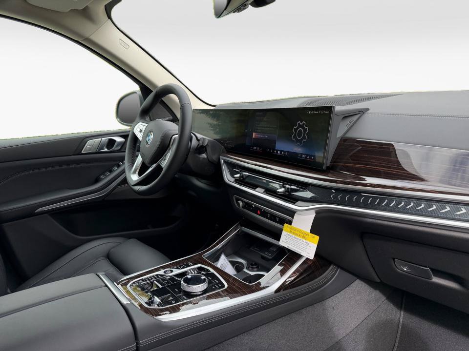 New 2027 BMW X7 xDrive40i w/ Executive Package AWD/4WD image 28