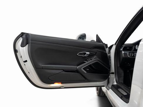 Used 2019 Porsche 911 Carrera 4S image 45