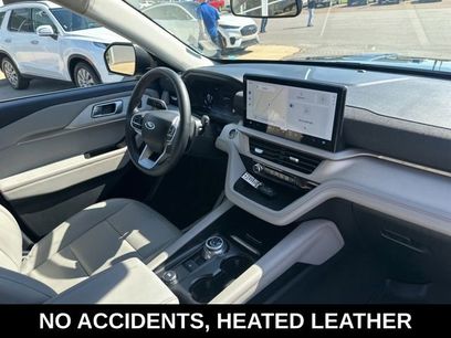 Used 2025 Ford Explorer Active w/ Active Comfort Package