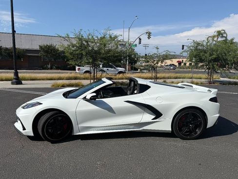 Used 2021 Chevrolet Corvette Stingray Preferred Cpe w/ Z51 Performance Package RWD image 5