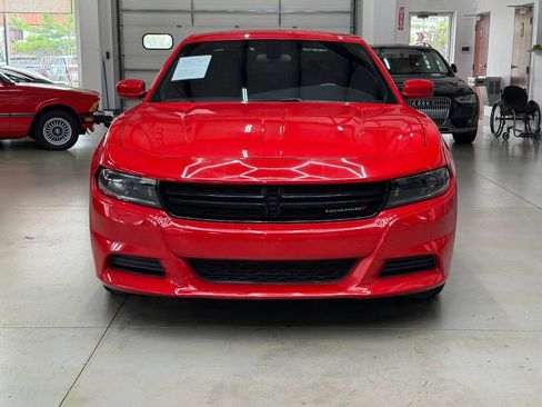 Used 2022 Dodge Charger SXT RWD image 6