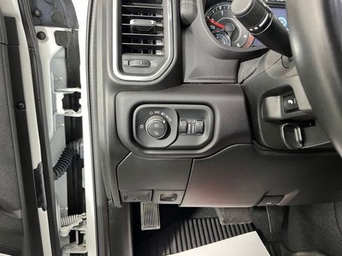 Used 2023 RAM 2500 Laramie AWD/4WD image 17