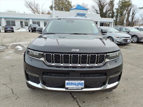 Used 2022 Jeep Grand Cherokee L Limited w/ Trailer Tow Group (B) image 9