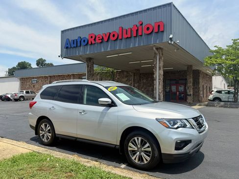 Used 2017 Nissan Pathfinder S FWD image 1